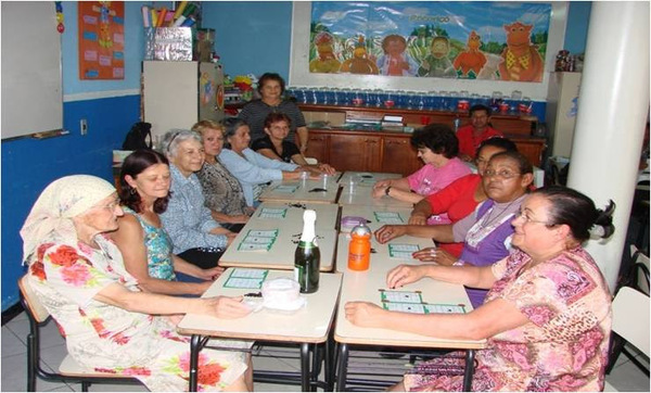 galeria de fotos grupo melhor idade_assossicao vovo vitorino (10)