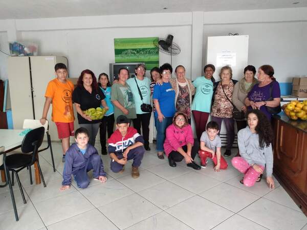 galeria de fotos grupo melhor idade_assossicao vovo vitorino (3)